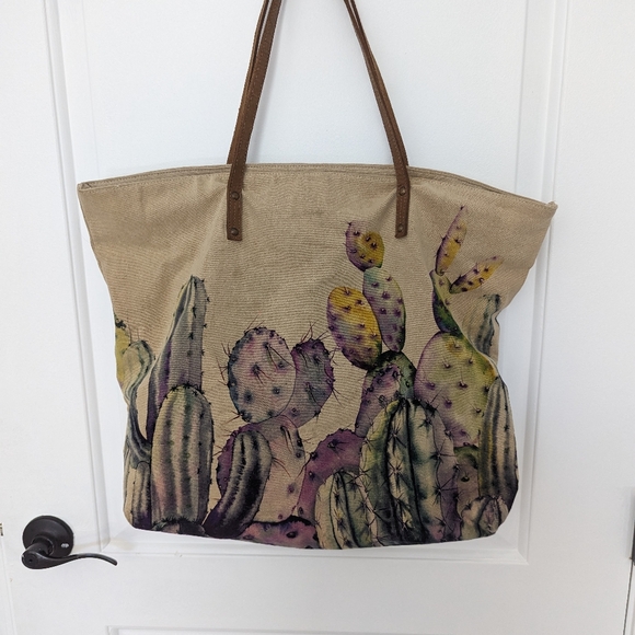 Beautiful cactus hand bag - Picture 2 of 3